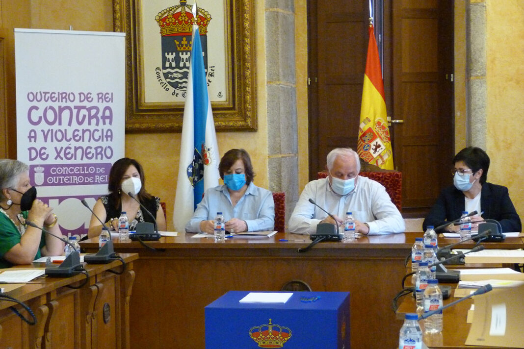Reunida a Mesa Local de Coordinaci&oacute;n Interinstitucional contra a Violencia de X&eacute;nero