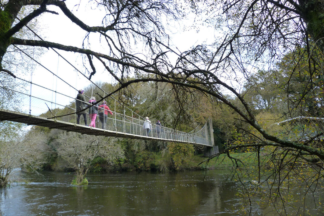 Andaina popular contra a violencia de x&eacute;nero do Concello de Outeiro de Rei