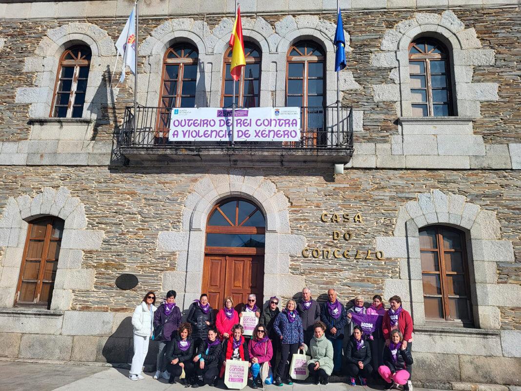 Andaina popular contra a violencia de xénero do Concello de Outeiro de Rei Andaina popular contra a violencia de xénero do Concello de Outeiro de Rei